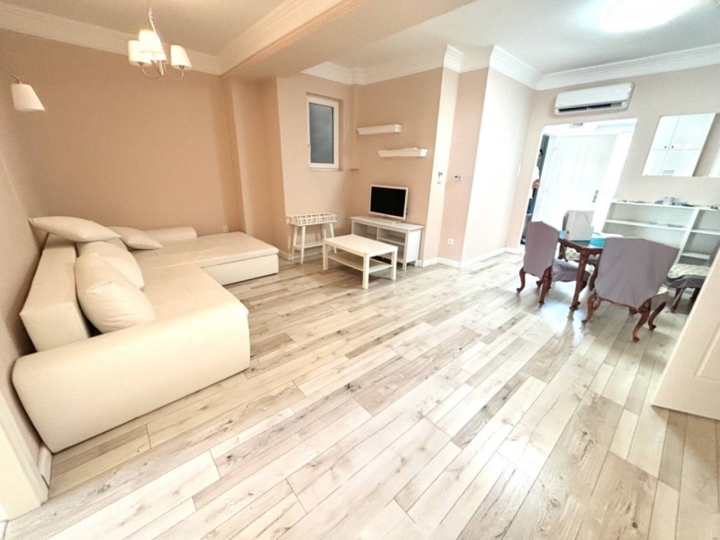76 M2 Renovierte Wohnung neben dem Szent István Park in újlipótváros!