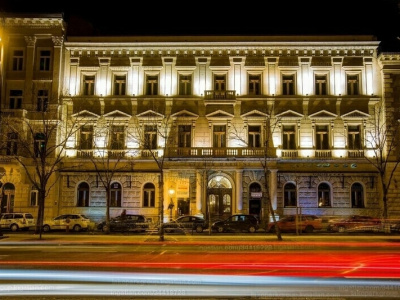 Flat on 67 m2 in a luxurious residential building on Andrássy Avenue!